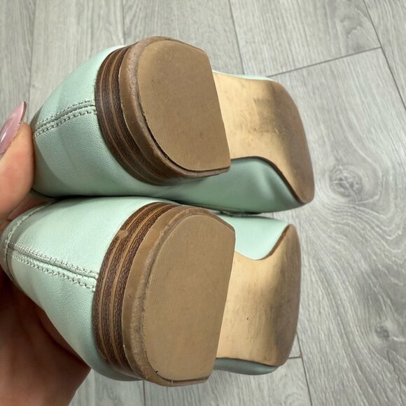 Vagabond Mint Green Leather Women's Loafers - Picture 6 of 11